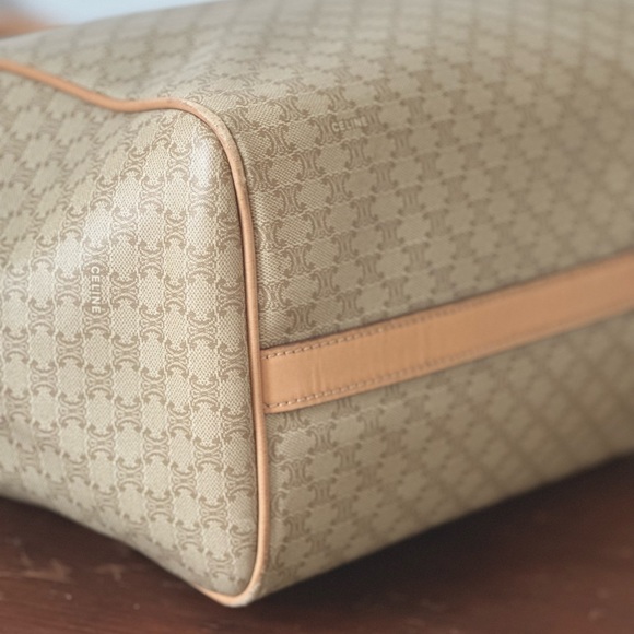 Authenticated Y2K Celine Neutral Carryall Tote - Picture 8 of 16